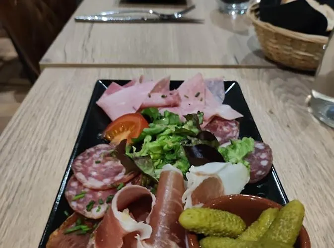 Cafe Du Palais